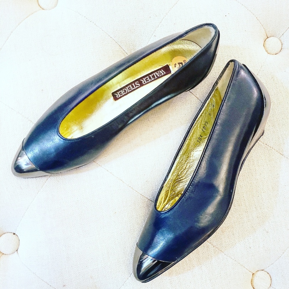 Navy blue leather shoes